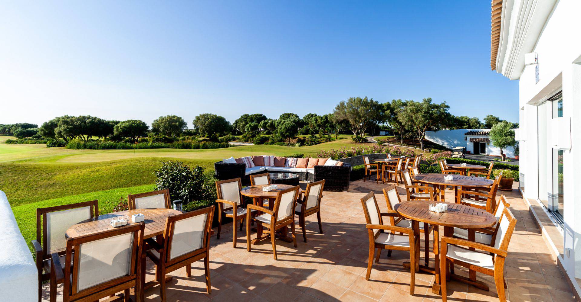 Descubre el lugar perfecto  Fairplay Golf & Spa Resort Casas Viejas